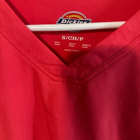 Scrub - Picture 5 of 7